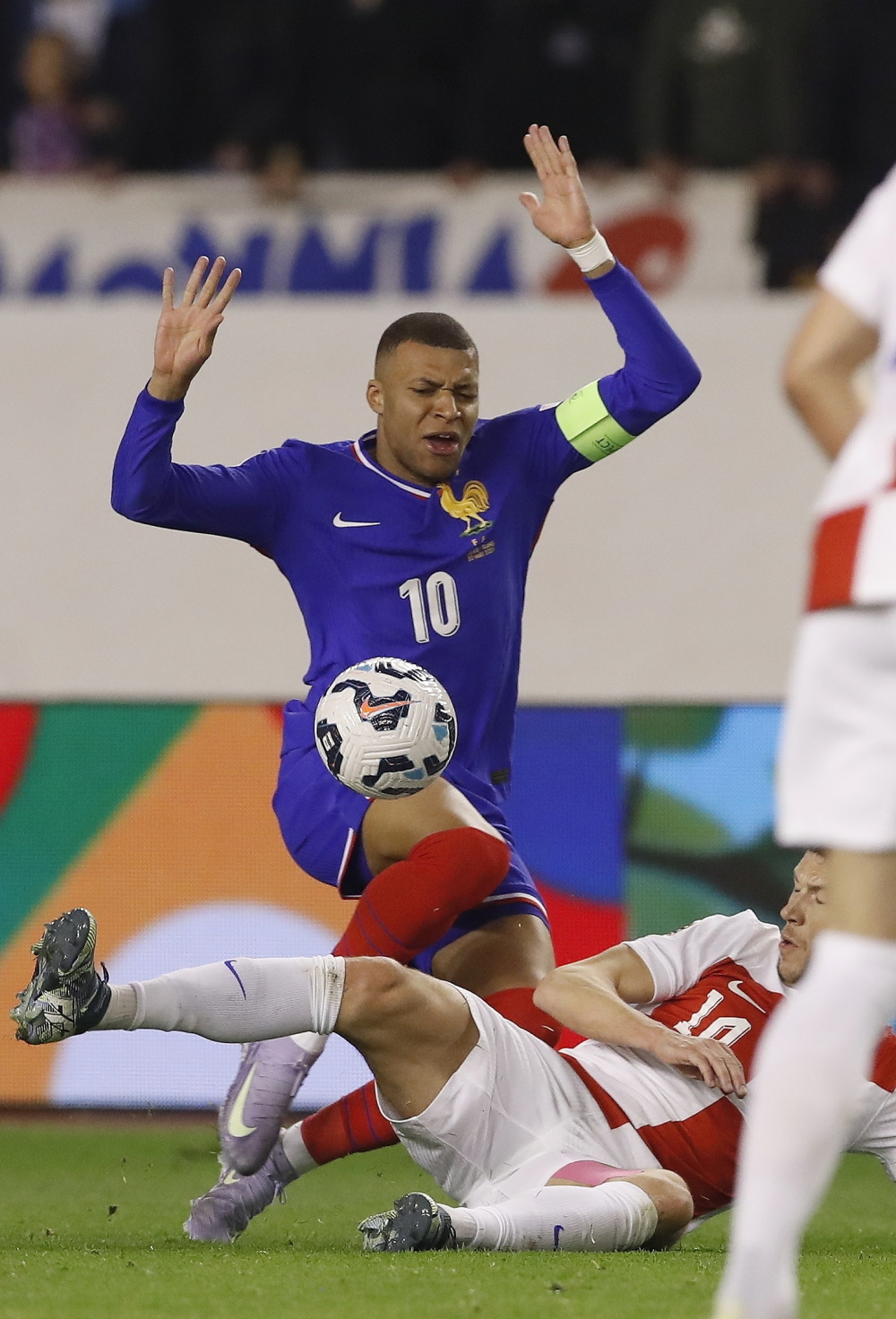 开云体育官方网站-欧国联比赛：荷兰战胜克罗地亚晋级的简单介绍