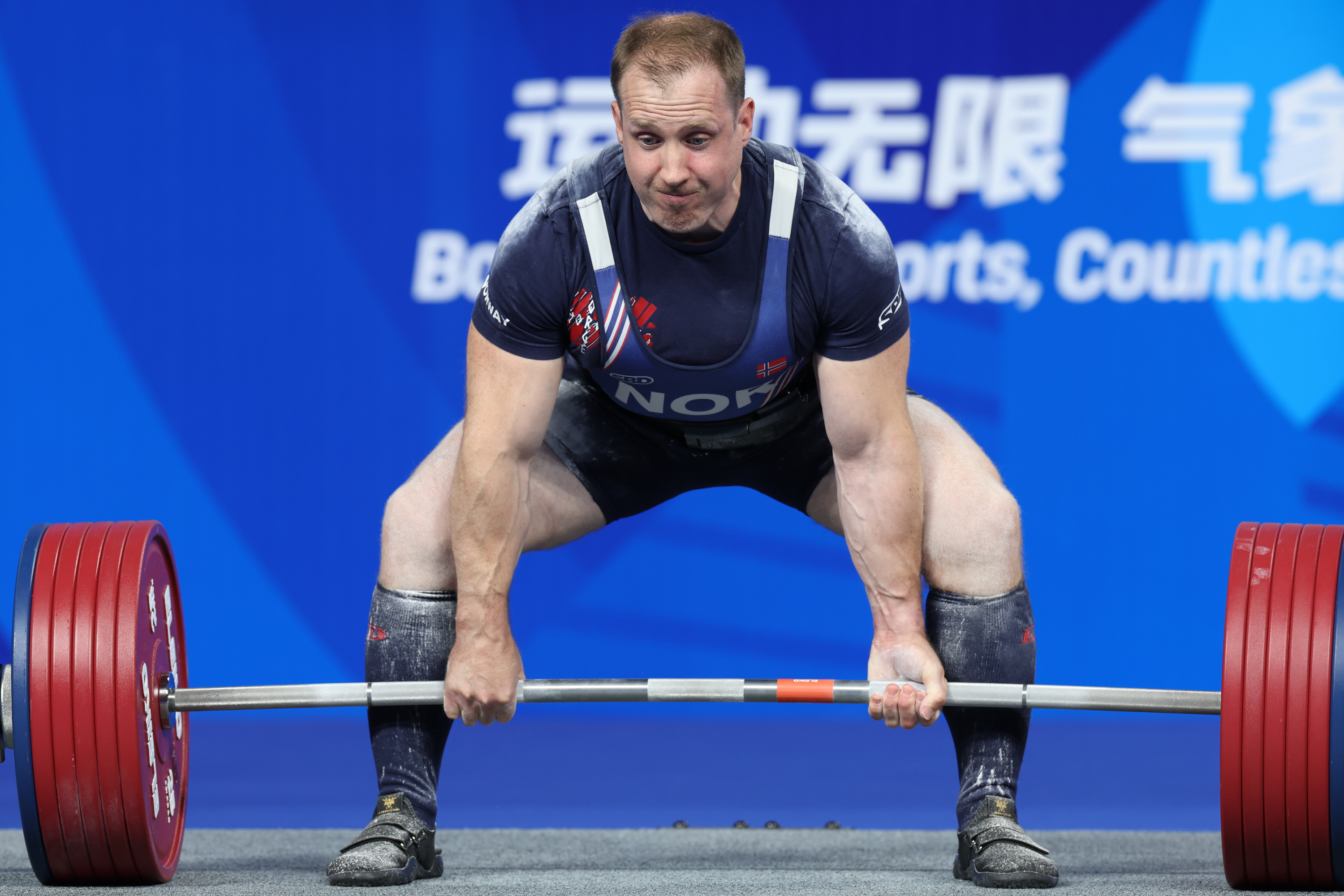 运动员实力提升,刷新世界纪录的简单介绍 运动员实力提升,刷新世界纪录的简单介绍