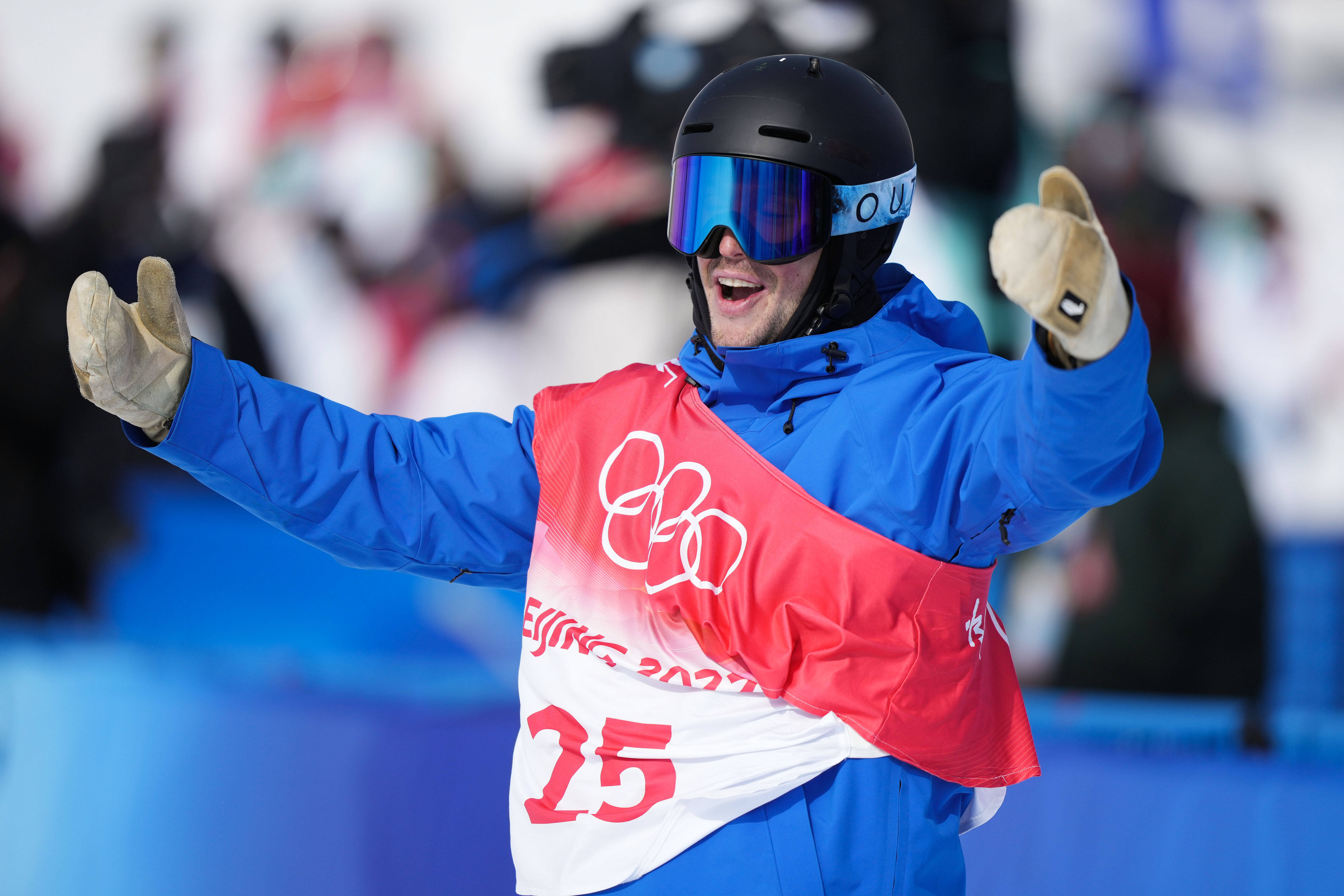 单板滑雪冠军横空出世,惹人关注的简单介绍 单板滑雪冠军横空出世,惹人关注的简单介绍