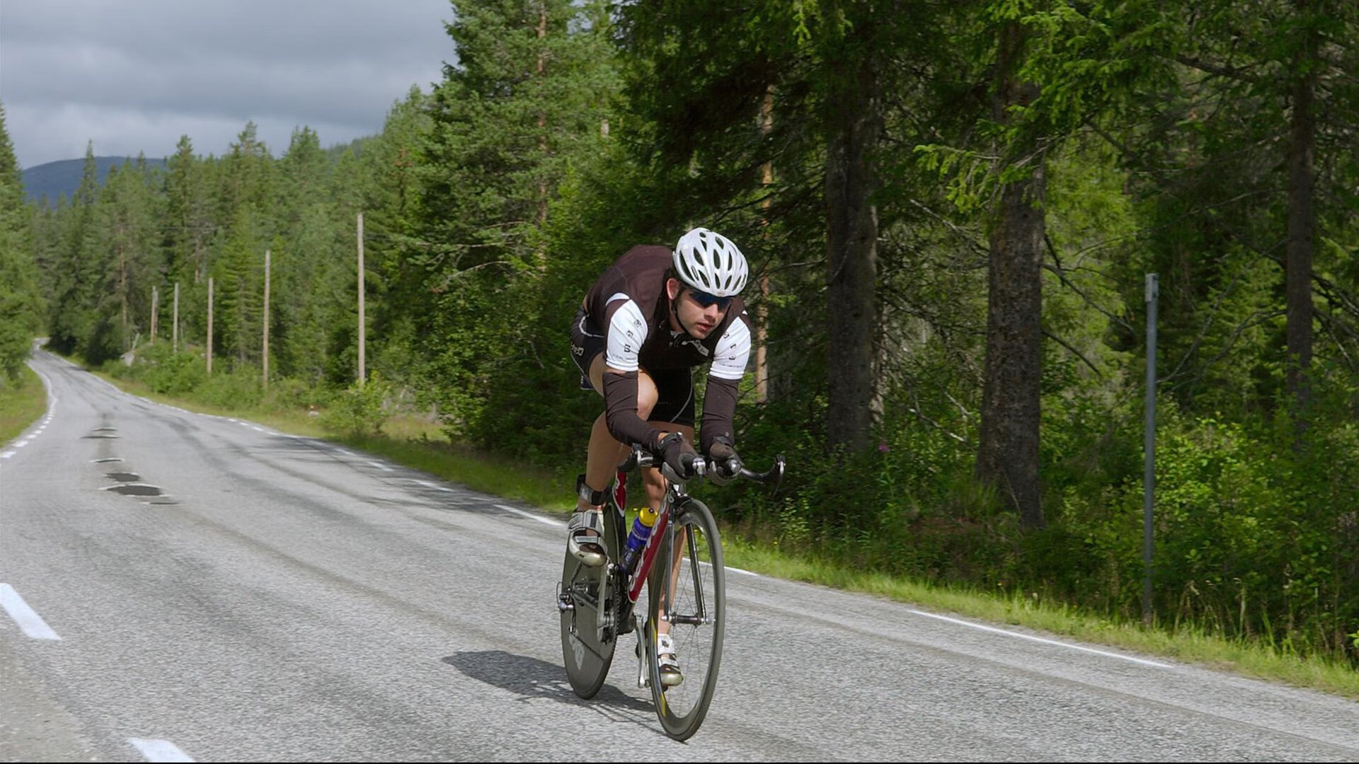 新王登基,联合杯团队荣耀如何碾压温网孤勇叙事,阿尔卡拉斯带队诠释网球未来